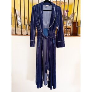 Soft Surroundings Velvet Robe Long Sleeve Blue Embroidered Belt Tassels Size S‎